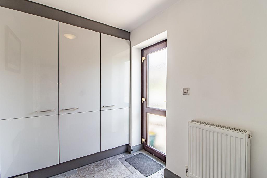 Entrance Lobby/Boot/Cloakroom