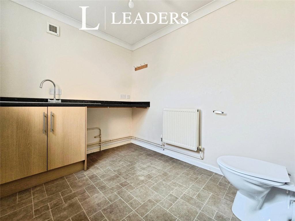 Utility/Cloakroom
