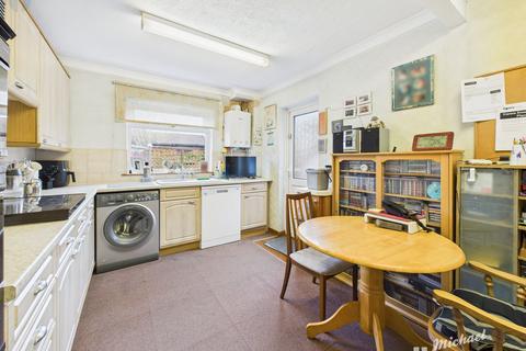 3 bedroom end of terrace house for sale, Dunsham Lane, Aylesbury