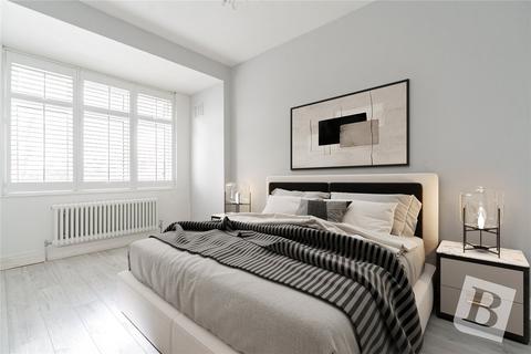 3 bedroom terraced house for sale, Stafford Avenue, Hornchurch, RM11
