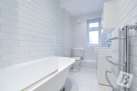 3 bedroom terraced house for sale, Stafford Avenue, Hornchurch, RM11