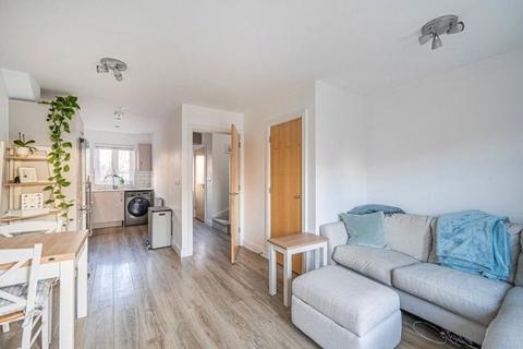 undefined, Knight Gardens, Lymington, Hampshire, SO41