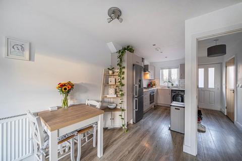 undefined, Knight Gardens, Lymington, Hampshire, SO41