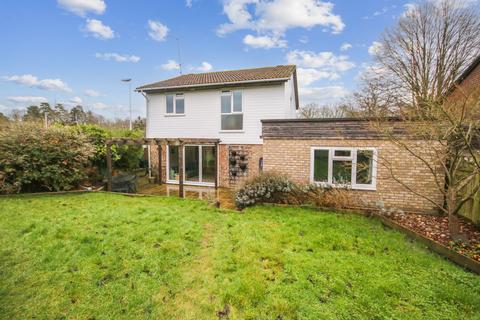5 bedroom detached house for sale, Stuart Way, East Grinstead, RH19