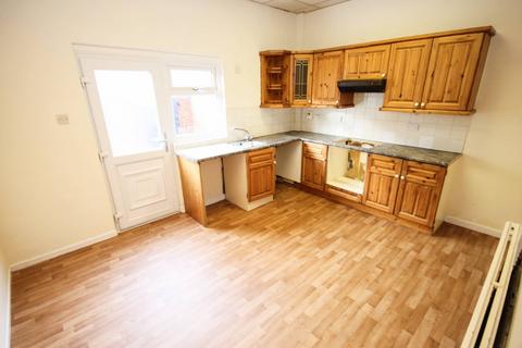 2 bedroom terraced house to rent, Bowers Street, Ladybarn, Manchester, M14
