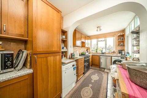 undefined, Southland Way, Hounslow TW3