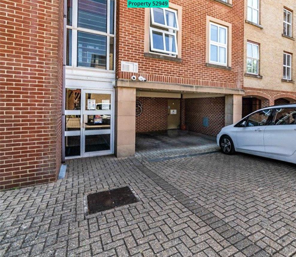 Front parkings