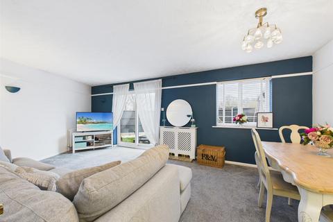 3 bedroom end of terrace house for sale, Eastfield Road, Aylesbury HP20