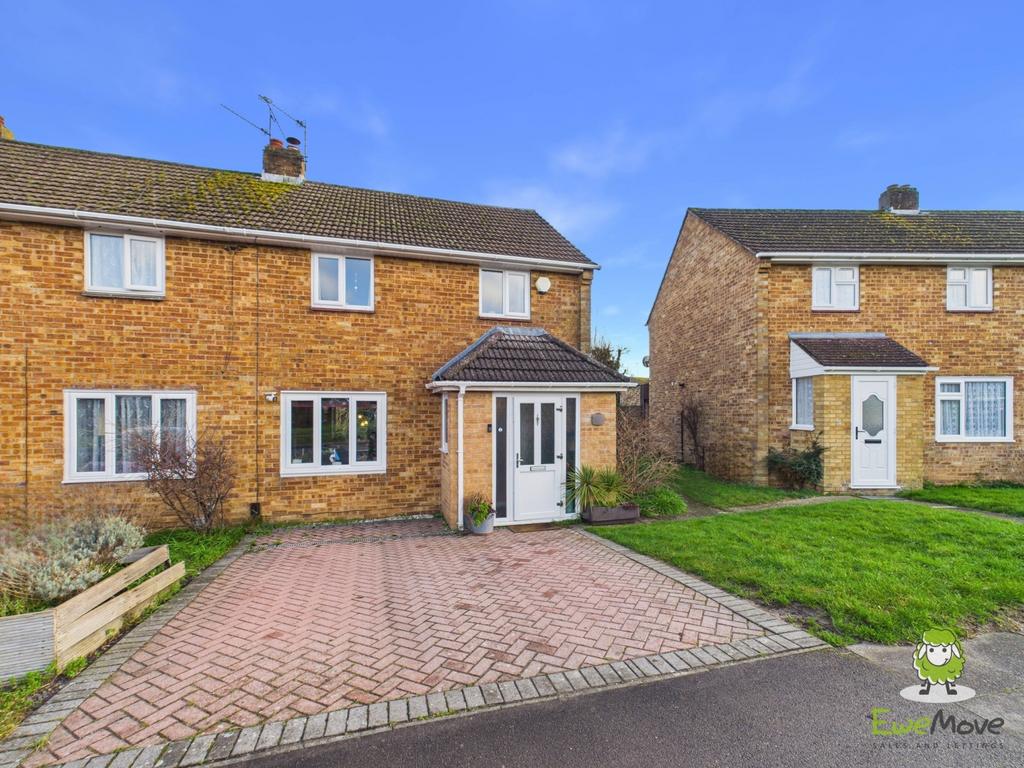 Ewe Move Basingstoke Estate Agents - Scotney Road -