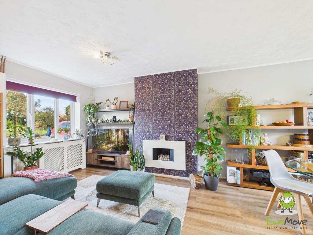 Ewe Move Basingstoke Estate Agents - Scotney Road -
