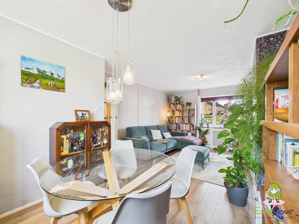Ewe Move Basingstoke Estate Agents - Scotney Road -