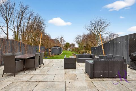 undefined, Keynes Close, Newport Pagnell