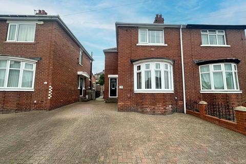 3 bedroom semi-detached house for sale, Kinnaird Avenue, Denton Burn, Newcastle upon Tyne, NE15