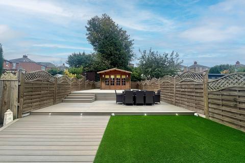 3 bedroom semi-detached house for sale, Kinnaird Avenue, Denton Burn, Newcastle upon Tyne, NE15