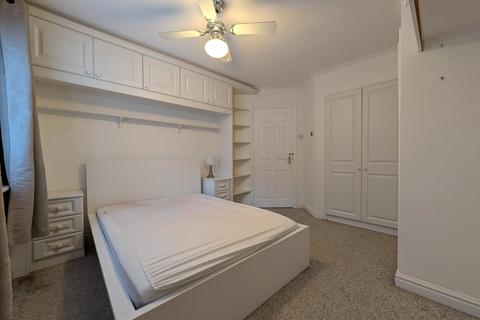 2 bedroom apartment to rent, Symphony Court, Birmingham, B16