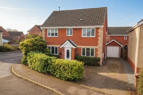4 bedroom detached house for sale, Mallow Way, Wymondham