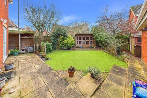 4 bedroom detached house for sale, Mallow Way, Wymondham