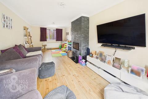 undefined, Mallow Way, Wymondham