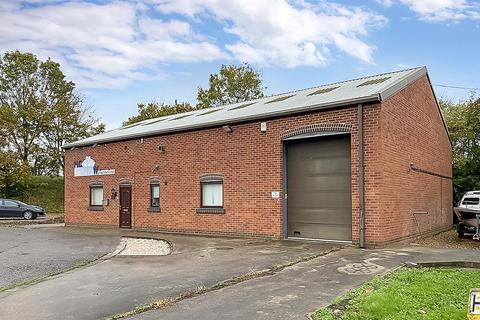 Property to rent - Old Great North Road, Sutton-On-Trent, Newark