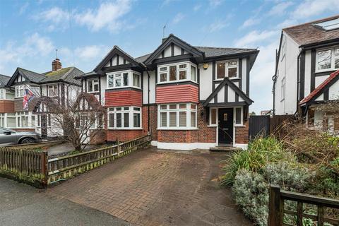 3 bedroom semi-detached house for sale, River Gardens, Carshalton