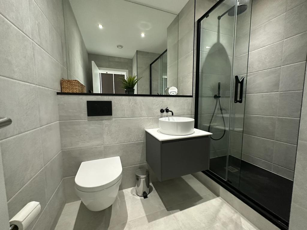 Ensuite