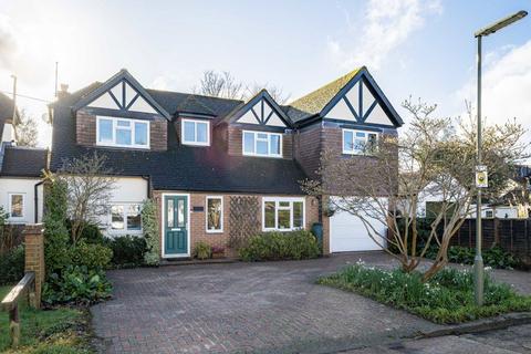 5 bedroom detached house for sale, Darby Gardens, Sunbury-On-Thames TW16