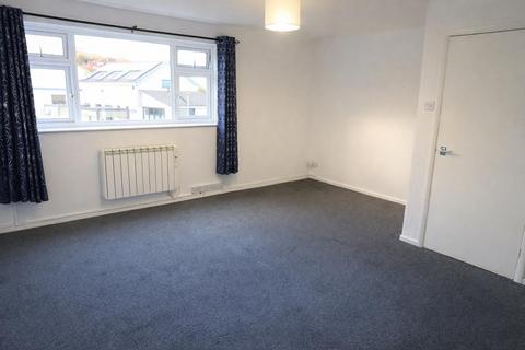 2 bedroom flat to rent, Capstone Court, Ilfracombe EX34