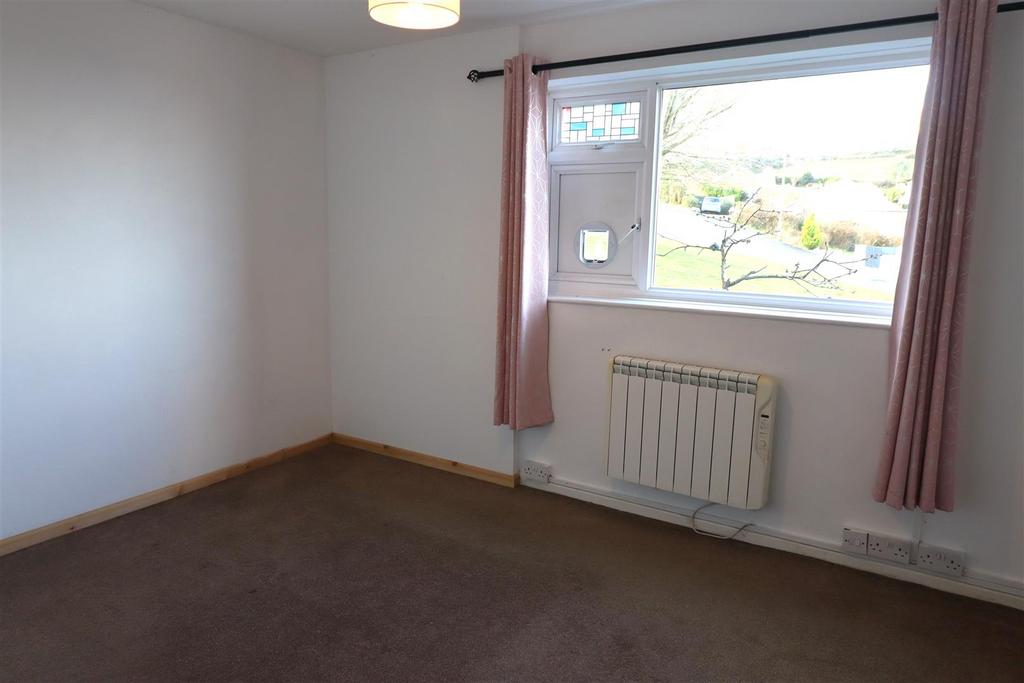 Bedroom 1.JPG