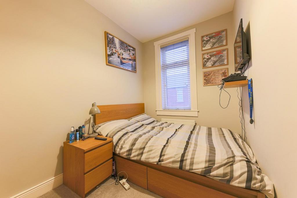 Bedroom 2.jpg