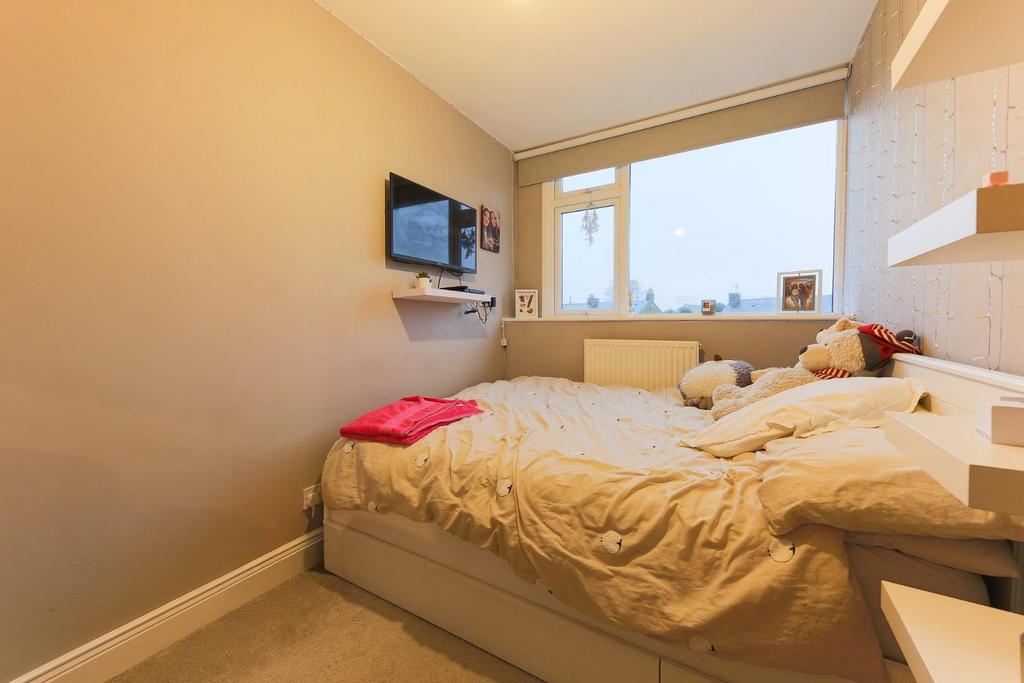 Bedroom 3.jpg