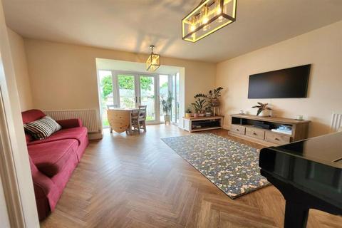 undefined, Honeygold Vale, Appleton, WA4