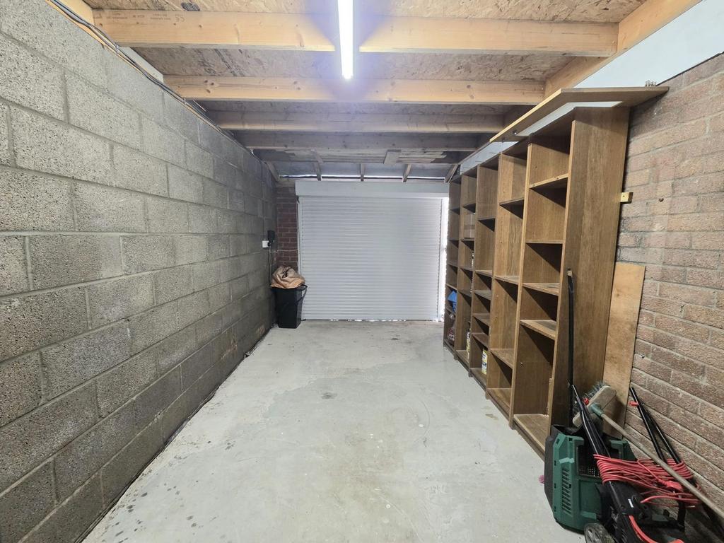 Integral Garage