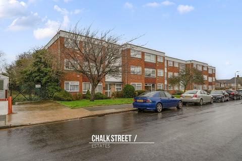 2 bedroom flat for sale, Petands Court, Randall Drive, Hornchurch, RM12