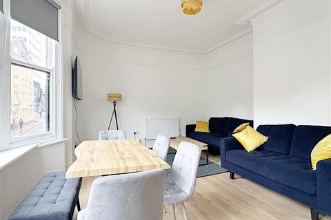 1 bedroom in a house share to rent, 67a North Road, Brighton BN1