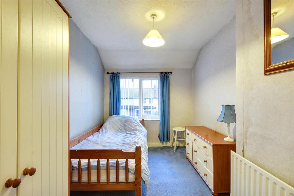 Bedroom 2 2.jpeg
