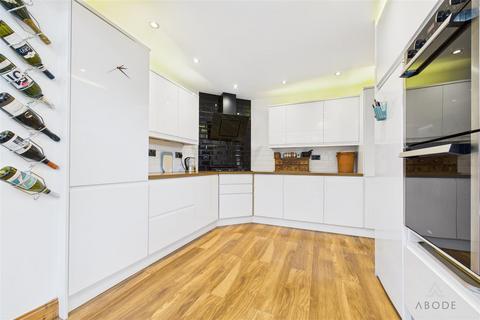 4 bedroom detached house for sale, Alfred Lyons Close, Abbots Bromley WS15
