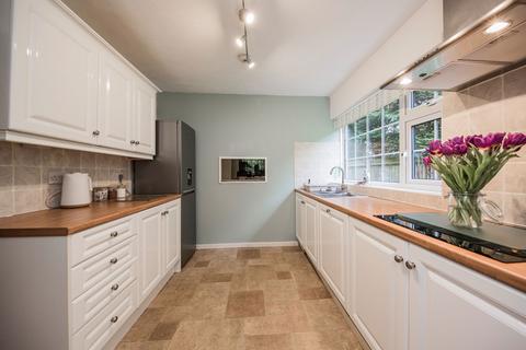 undefined, Great Bounds Drive, Bidborough