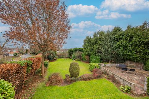 undefined, Great Bounds Drive, Bidborough