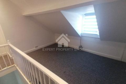 3 bedroom house to rent, *AVAILABLE NOW* Portland Street. Worksop, Notts