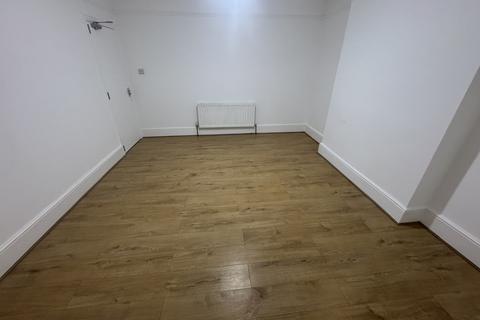 undefined, Thornton Heath CR7