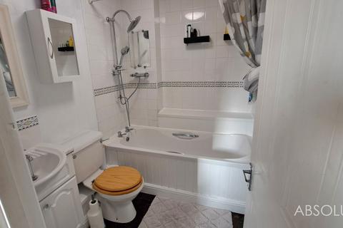 3 bedroom semi-detached house for sale, Cotehele Drive, Paignton, TQ3