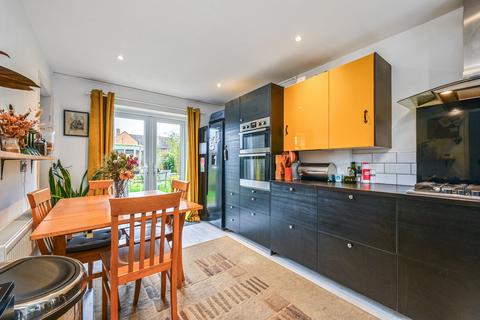2 bedroom semi-detached house for sale, The Stringwalk, Hailsham BN27