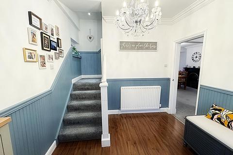 4 bedroom semi-detached house for sale, Sydney Grove, Sunholme Estate