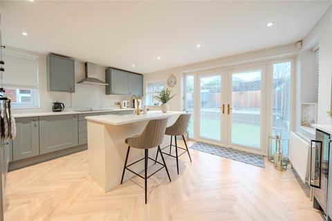 3 bedroom terraced house for sale, Oaklands Road, Rodley, Leeds, West Yorkshire