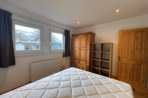 2 bedroom bungalow to rent, Miles Lane, Murton, Swansea, SA3