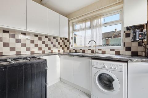 undefined, Dewey Road, Dagenham, RM10