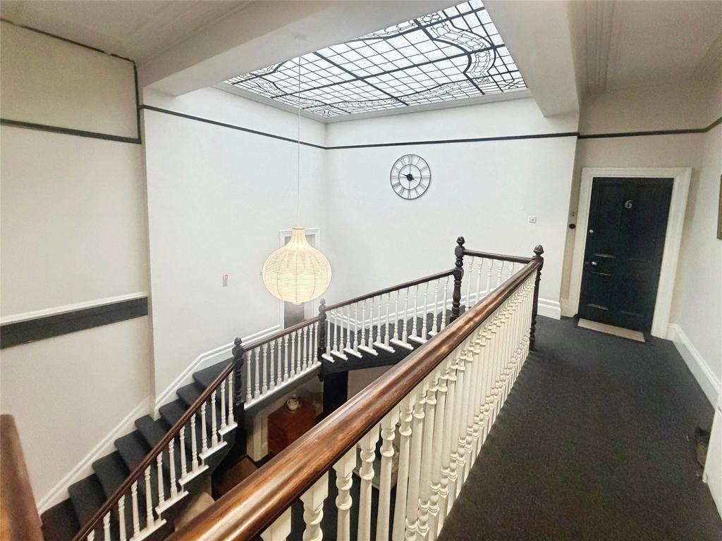 Communal Landing