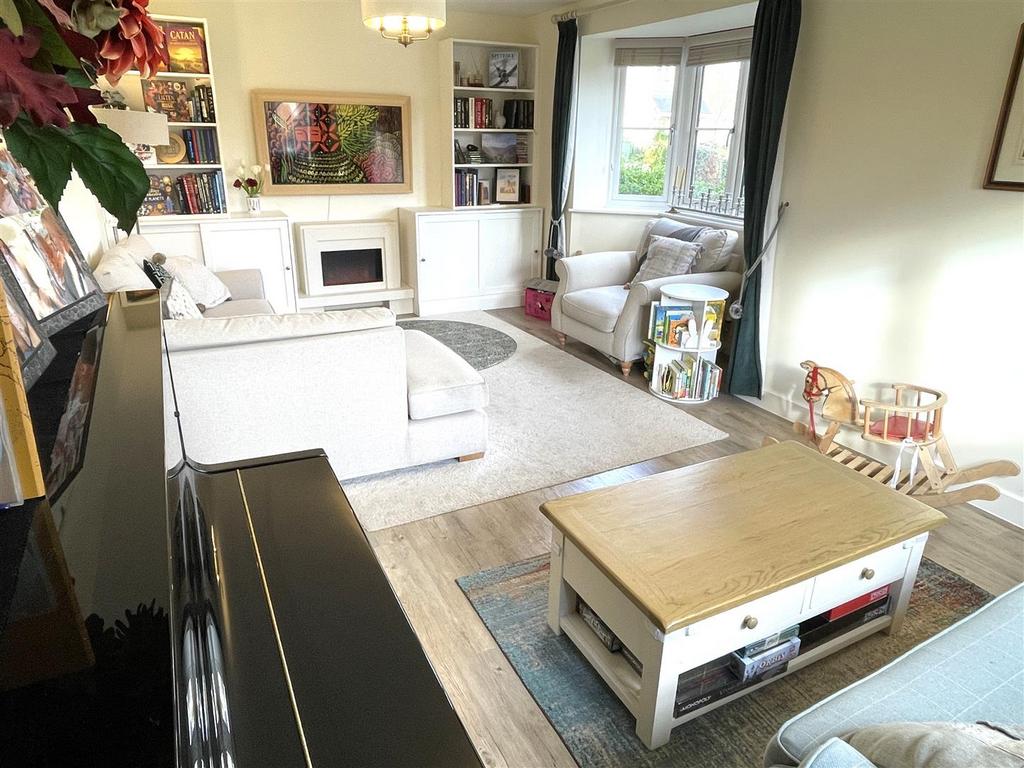 Sitting room overview.JPG