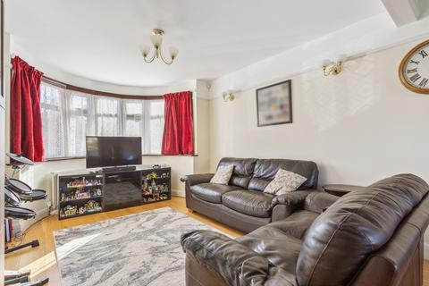 5 bedroom semi-detached house for sale, Lynton Road, Rayners Lane HA2