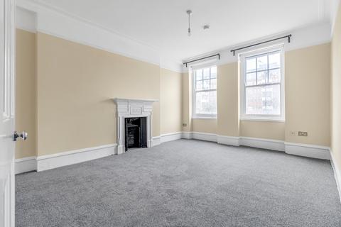 3 bedroom flat to rent, Talgarth Road, London, W14